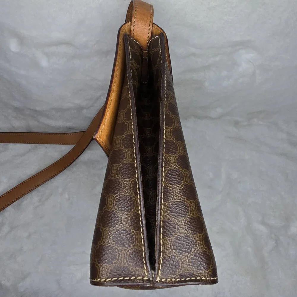 CELINE Macadam Canvas - Picture 5 of 14